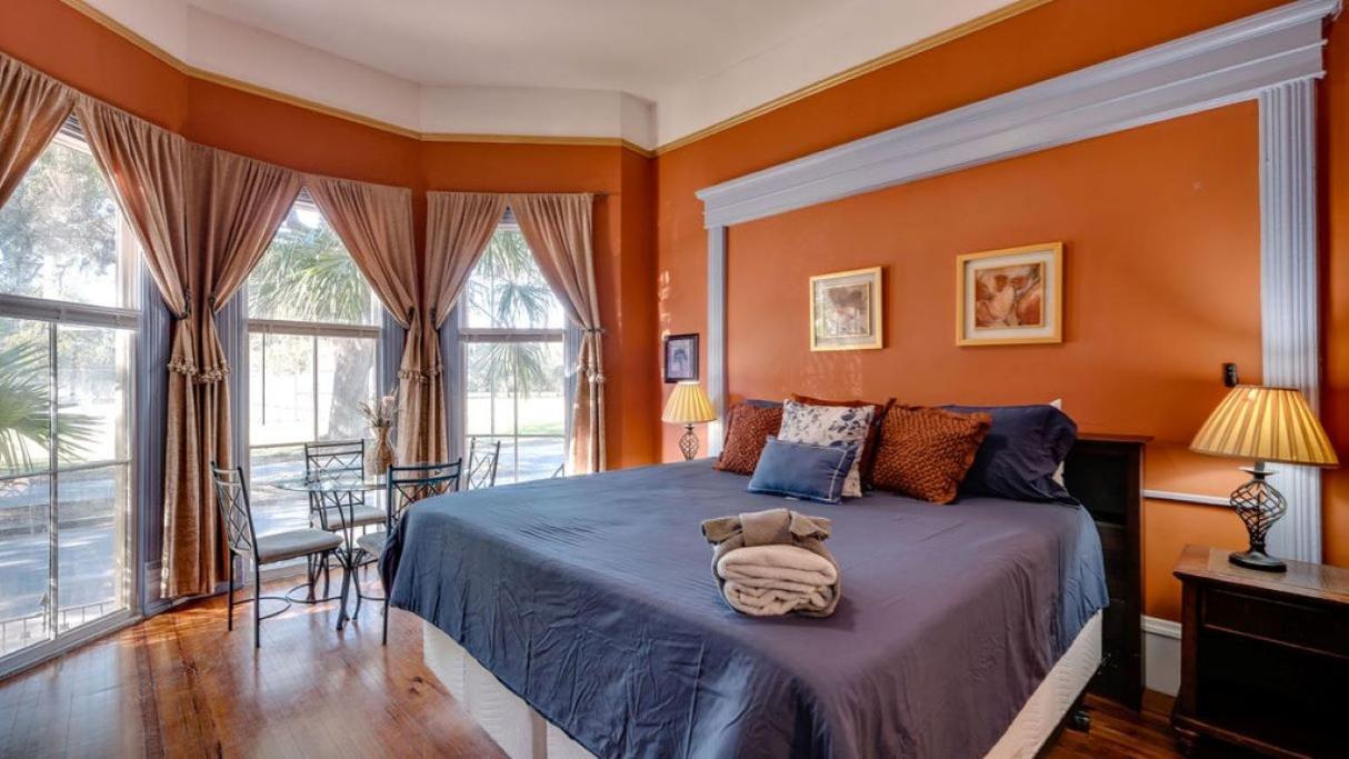 Elegant 2 Bed Directly On Forsyth Park Apartment Savannah Exterior photo